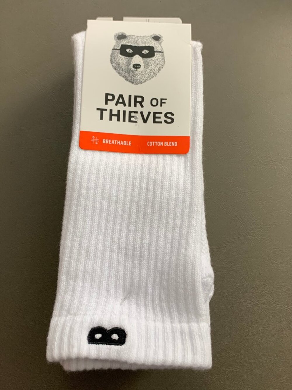 Pair of Thieves Men's Cushion Cotton Blend Crew Socks, White 3-Pack, Shoe 6-12